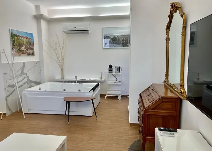 Leucatia Bed & Breakfast 4*