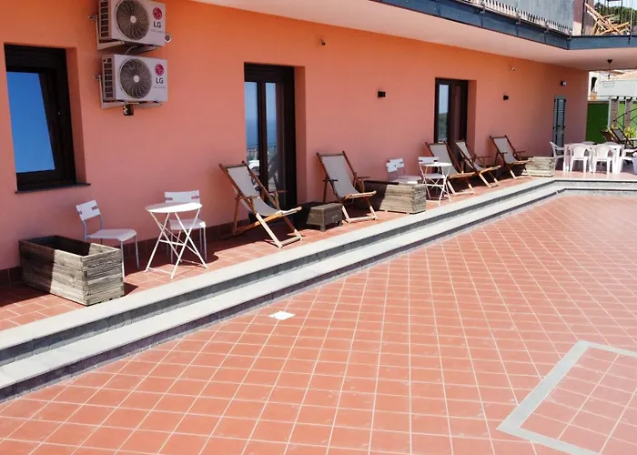 Leucatia Bed & Breakfast 4*